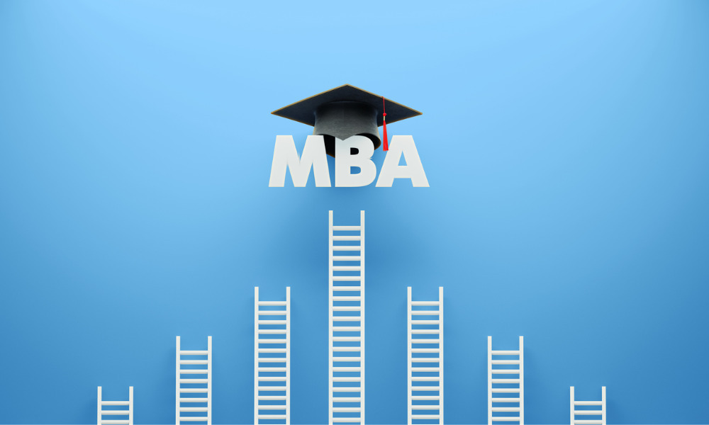 重庆大学mba考什么内容（重庆大学MBA经验分享）-大拇指知识